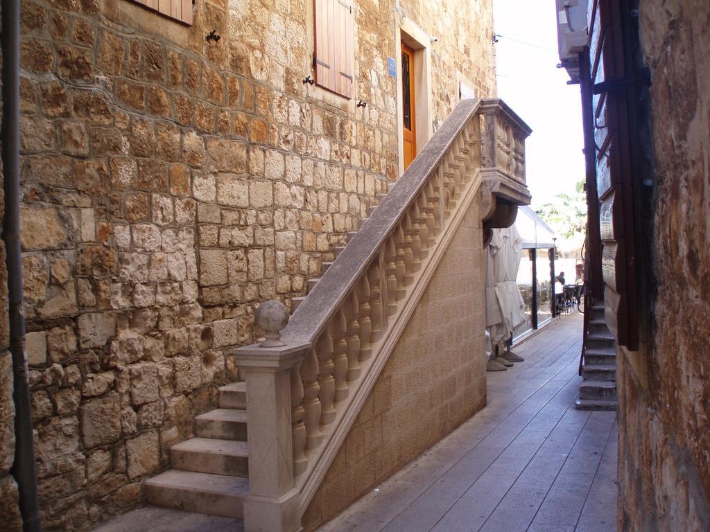 Apartment House Vitaic Supetar Exterior foto